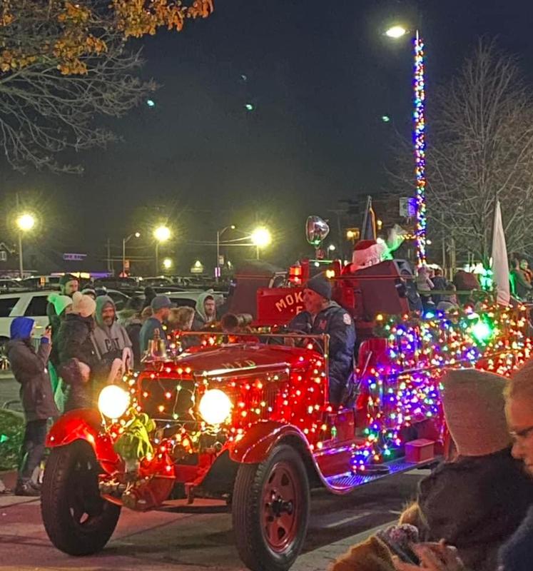 Tonight, the Mokena FPD participated in the parade of lights Mokena